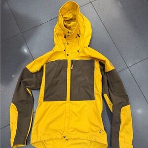 Fjallraven Yellow and Brown Hooded Rain Shell